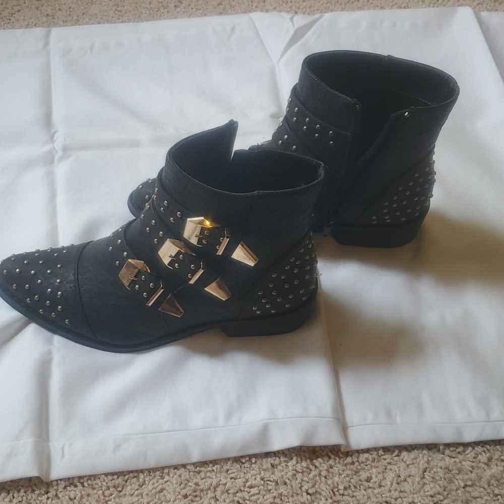 Boots - Picture 2 of 2